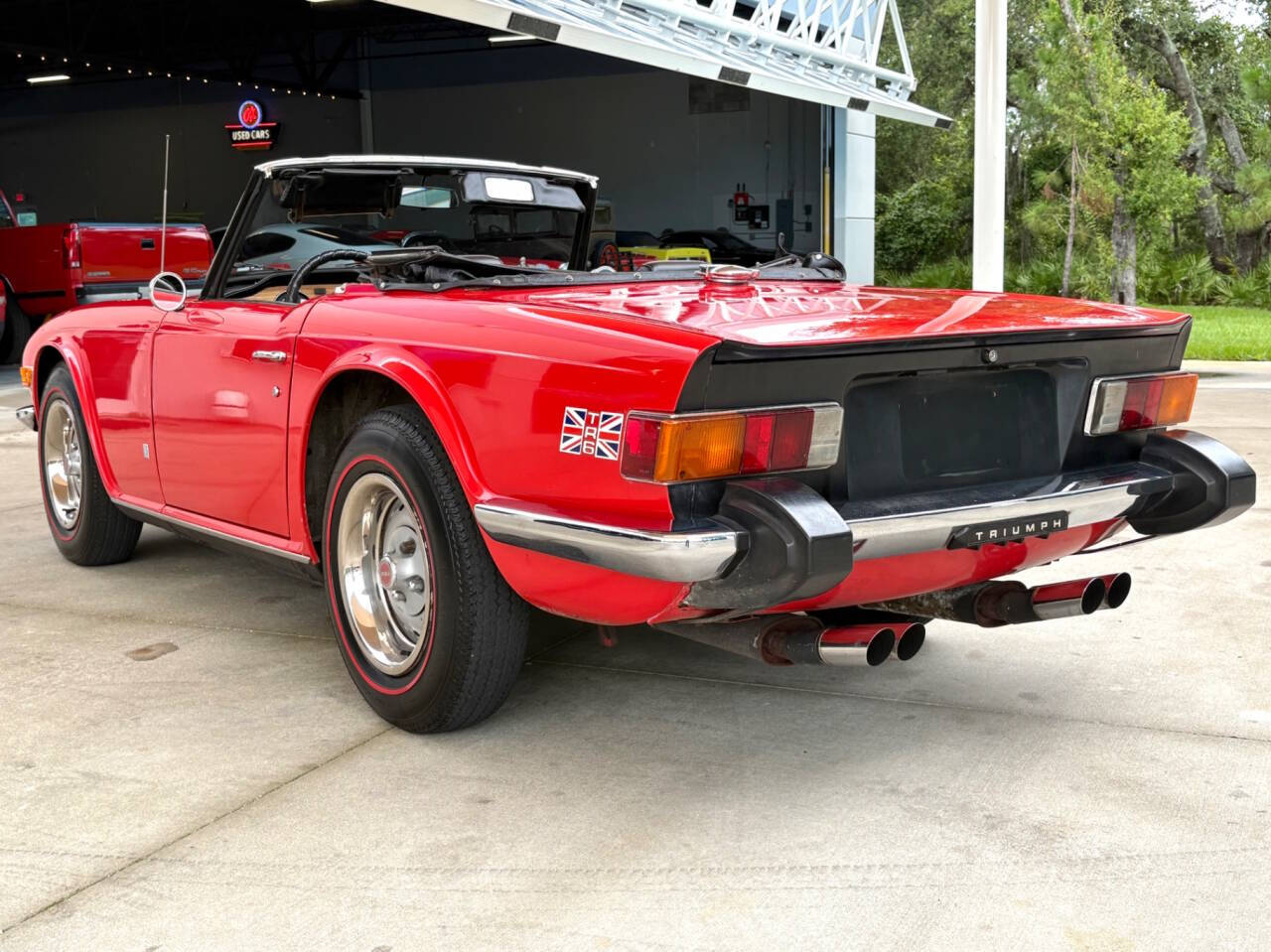 1976 Triumph TR6 10