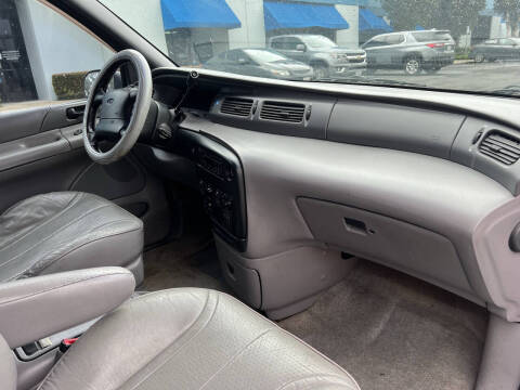 1996 Ford Windstar LX