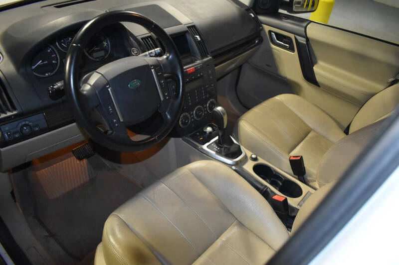 2011 Land Rover LR2