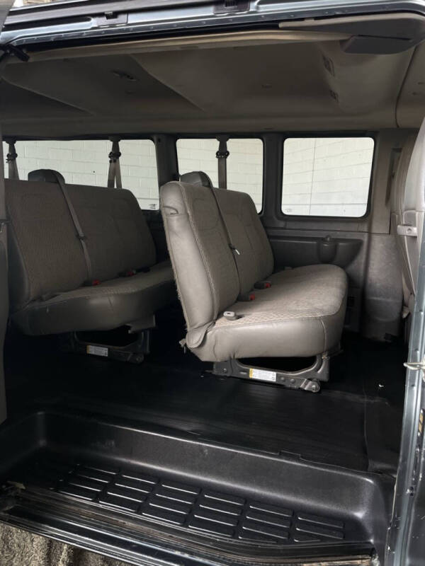 2017 Chevrolet Express LT 3500