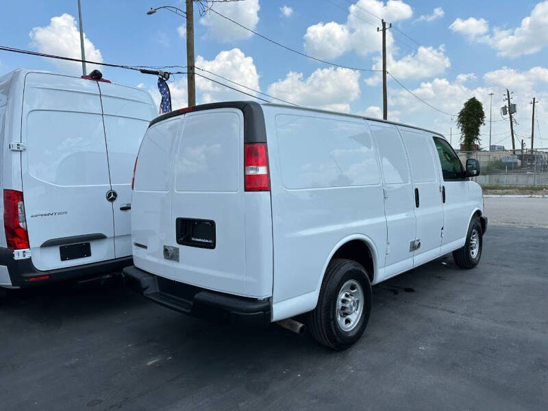 2020 Chevrolet Express 2500