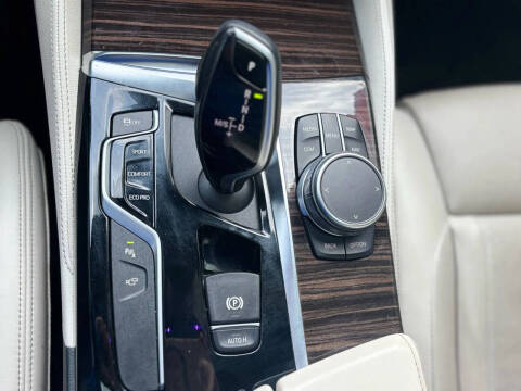 2019 BMW 5 Series 540i