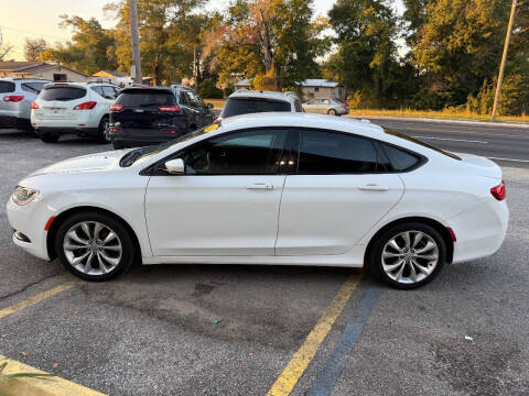 2015 Chrysler 200 S