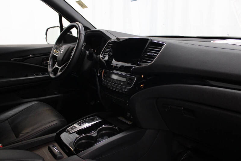 2022 Honda Pilot Black Edition