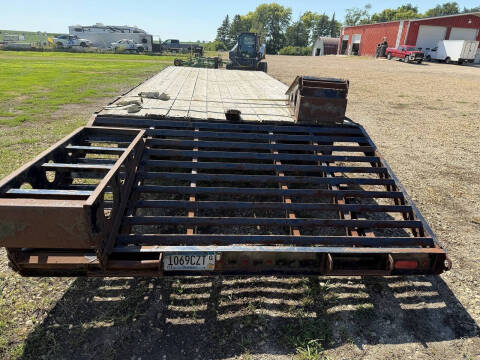 2014 Kieffer Built Bed Over Flat Bed 12000#