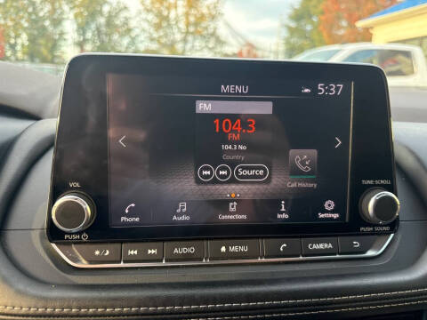 2022 Nissan Rogue SV