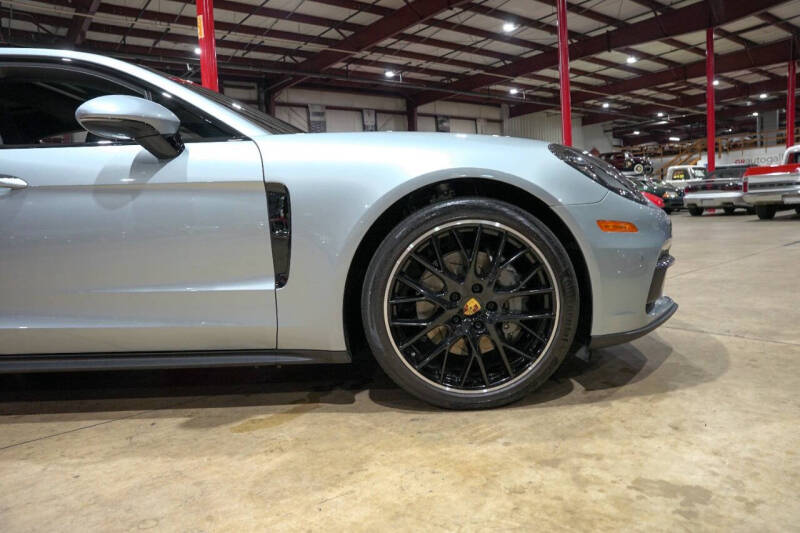 2018 Porsche Panamera 4S