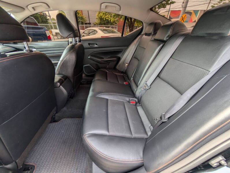 2022 Nissan Altima 2.5 SR