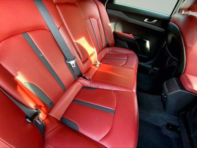 2023 Kia K5