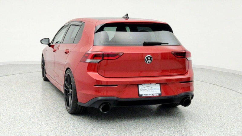 2022 Volkswagen Golf GTI Autobahn