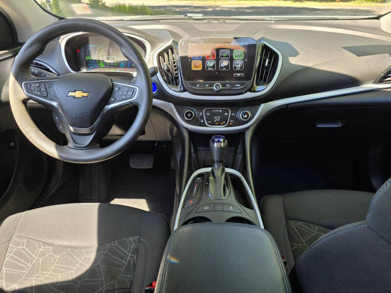 2018 Chevrolet Volt LT