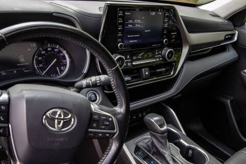 2021 Toyota Highlander XLE