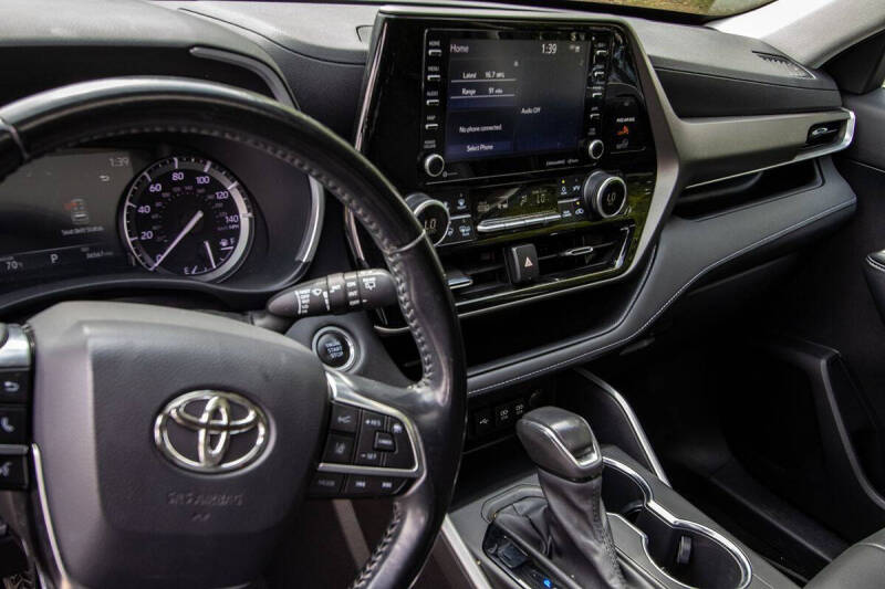 2021 Toyota Highlander XLE