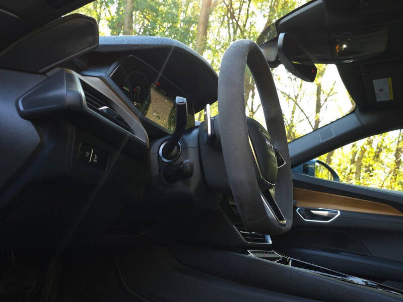 2023 Audi e-tron GT quattro Premium Plus