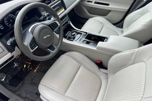 2020 Jaguar XF 25t Prestige