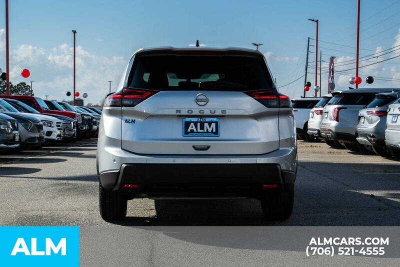 2024 Nissan Rogue S