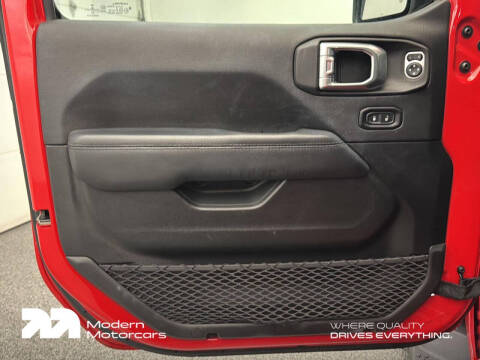 2020 Jeep Wrangler Unlimited Sahara Altitude