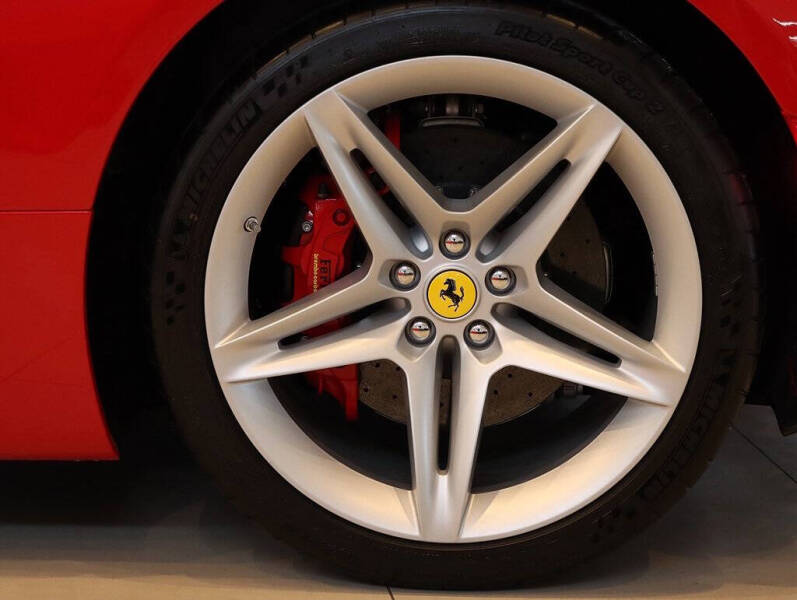 2023 Ferrari SF90 Spider