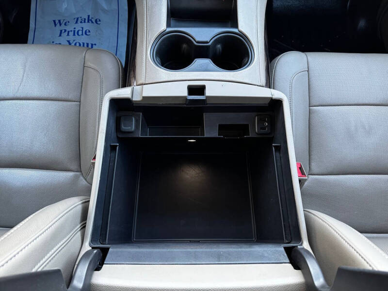 2016 GMC Yukon XL SLT