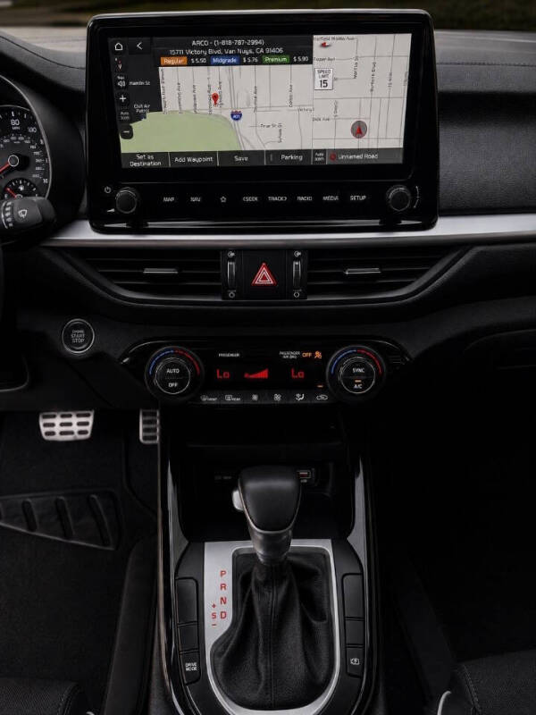 2022 Kia Forte GT Line
