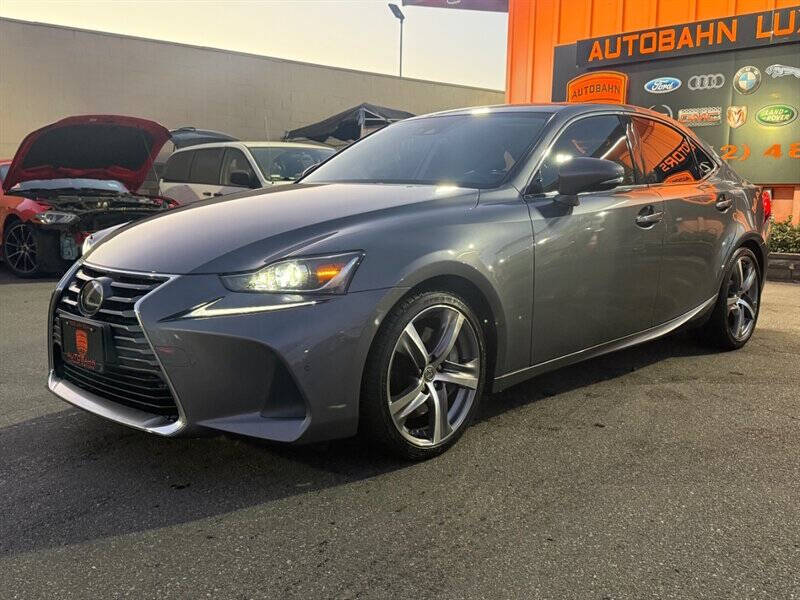 2018 Lexus IS 300