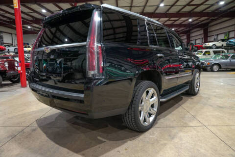 2017 Cadillac Escalade Luxury