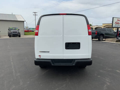 2020 Chevrolet Express 2500