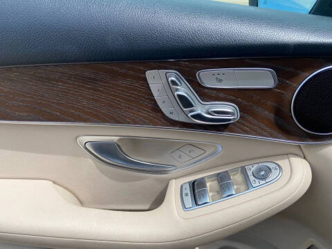 2019 Mercedes-Benz GLC GLC 300