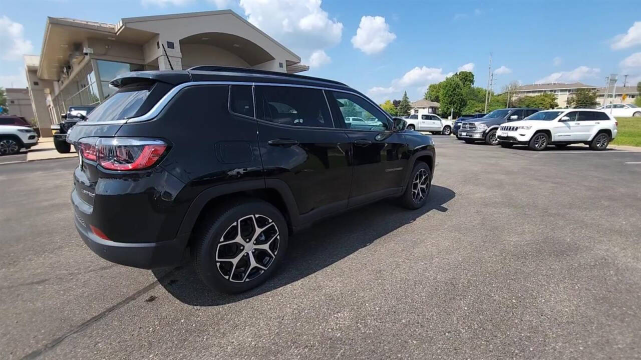 2024 Jeep Compass for sale at Victoria Auto Sales in Victoria, MN