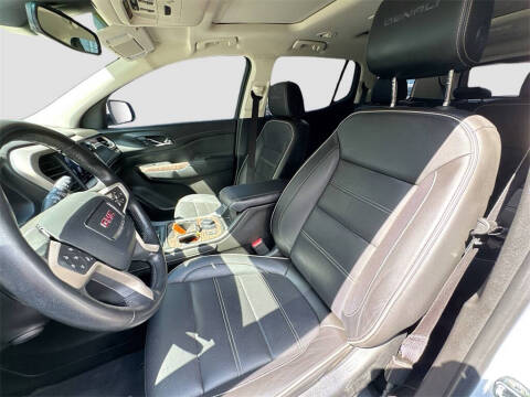 2020 GMC Acadia Denali