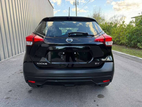 2019 Nissan Kicks SV