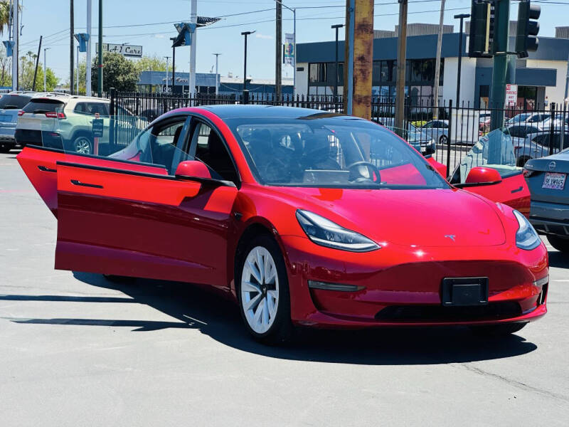2021 Tesla Model 3 Standard Range Plus
