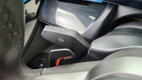 2025 BMW i5 eDrive40