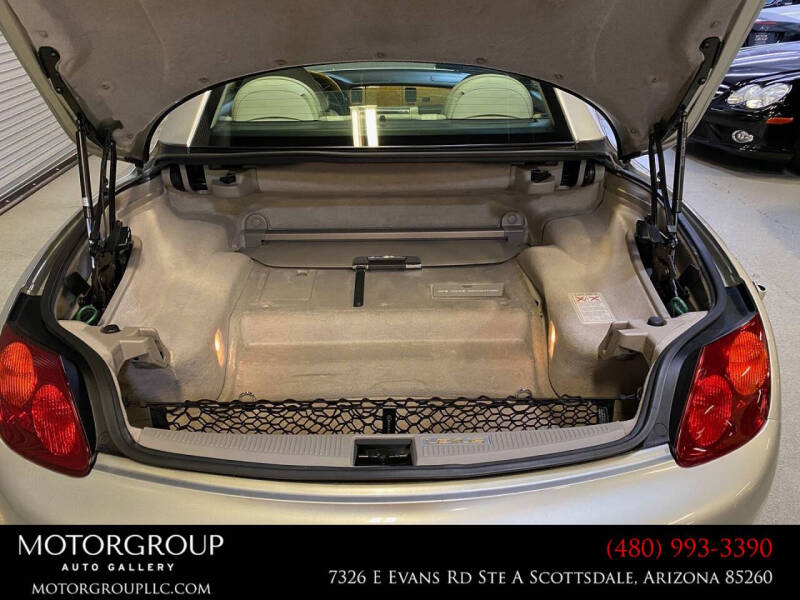 2005 Lexus SC 430
