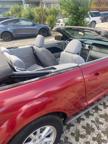 2008 Ford Mustang V6 Deluxe