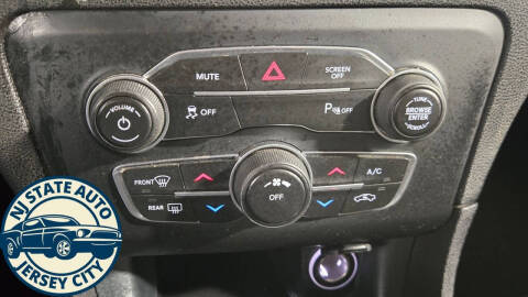 2018 Dodge Charger SXT