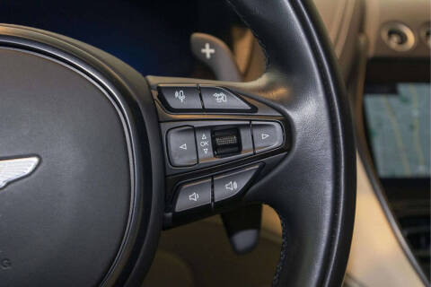 2024 Aston Martin DBX