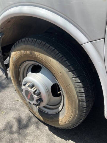 2019 GMC Savana 4500