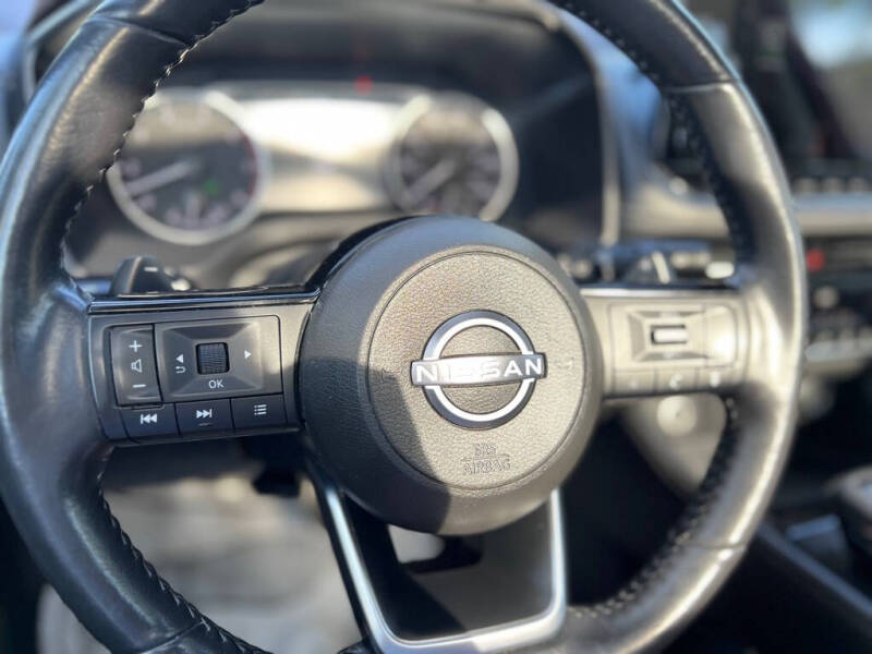 2023 Nissan Rogue SL