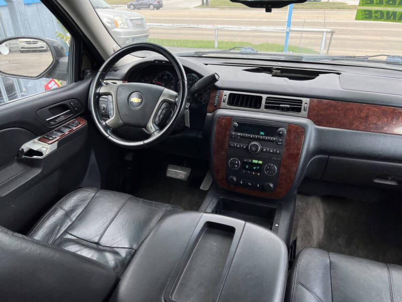 2012 Chevrolet Suburban LT