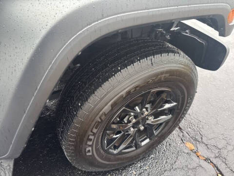 2023 Jeep Gladiator Sport