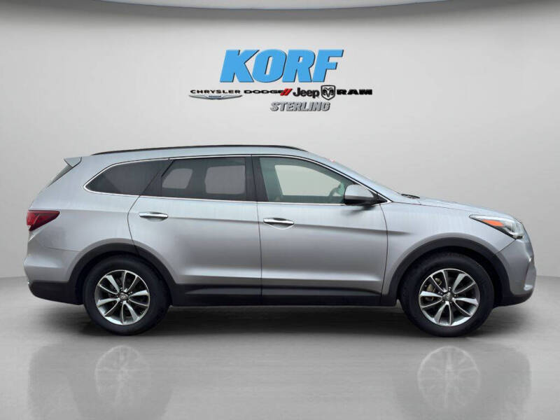 2018 Hyundai Santa Fe SE
