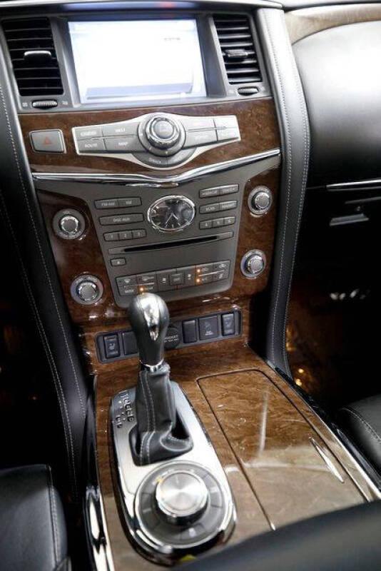 2017 Infiniti QX80