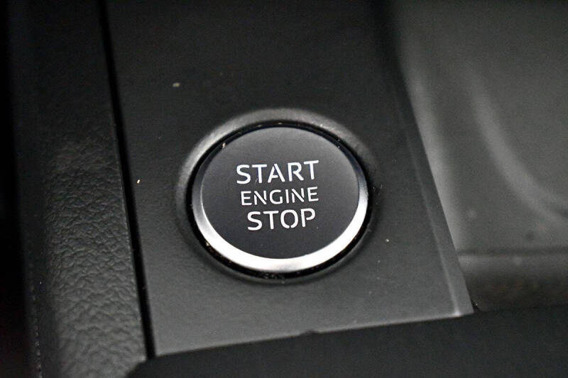 2017 Audi A4 2.0T quattro Premium Plus