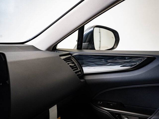 2026 Lexus NX 450h+ Luxury