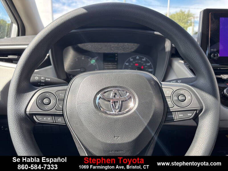 2025 Toyota Corolla LE