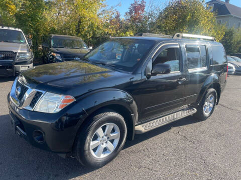 2011 Nissan Pathfinder for sale at Auto Outlet of Ewing in Ewing NJ