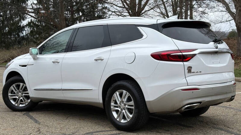 2020 Buick Enclave Essence