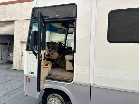 2002 Workhorse W22