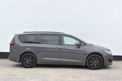 2020 Chrysler Pacifica Hybrid